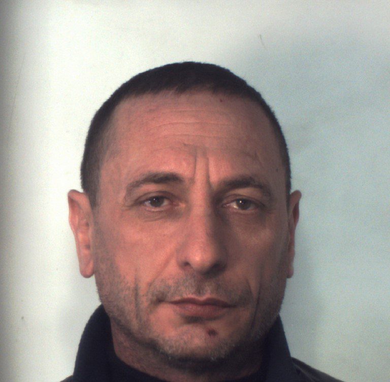 SGOMINATA BANDA DEDITA ALLO SPACCIO, 24 MISURE - NOMI E FOTO