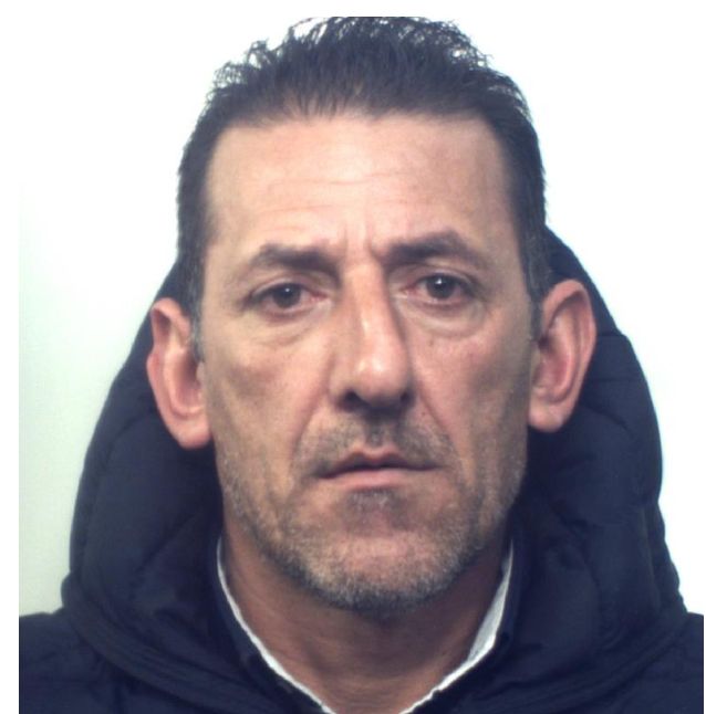 "TI LEGO ALL'AUTO CON I CARABINIERI", TRE ESTORSORI ARRESTATI AD ADRANO