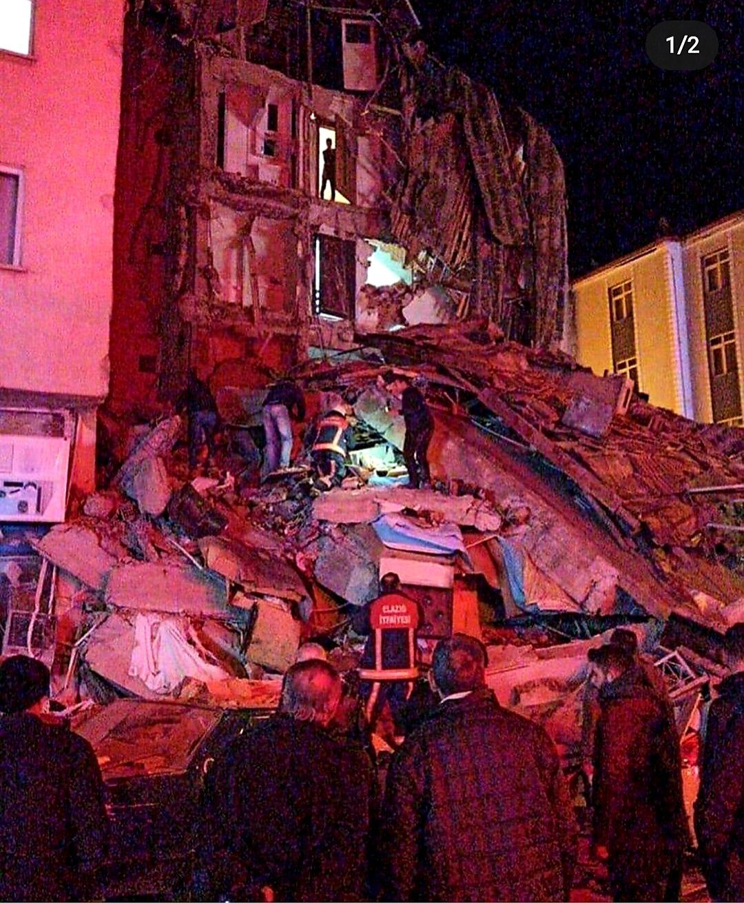 SISMA DI MAGNITUDO 6.8 IN TURCHIA: ALMENO 14 MORTI, EDIFICI DISTRUTTI