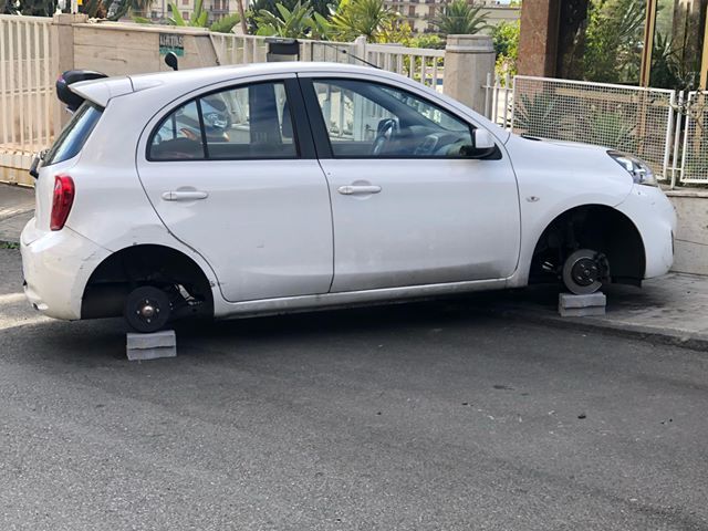 RAFFICA DI FURTI DI PNEUMATICI, LE FOTO