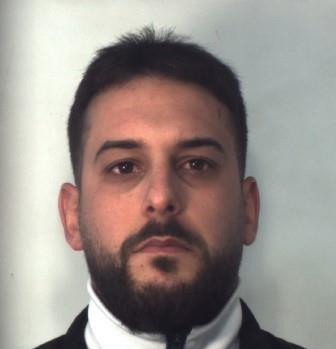 SGOMINATA BANDA DEDITA ALLO SPACCIO, 24 MISURE - NOMI E FOTO