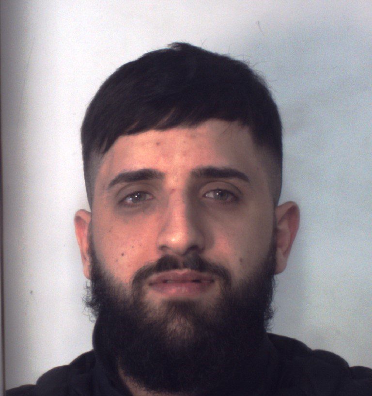 SGOMINATA BANDA DEDITA ALLO SPACCIO, 24 MISURE - NOMI E FOTO