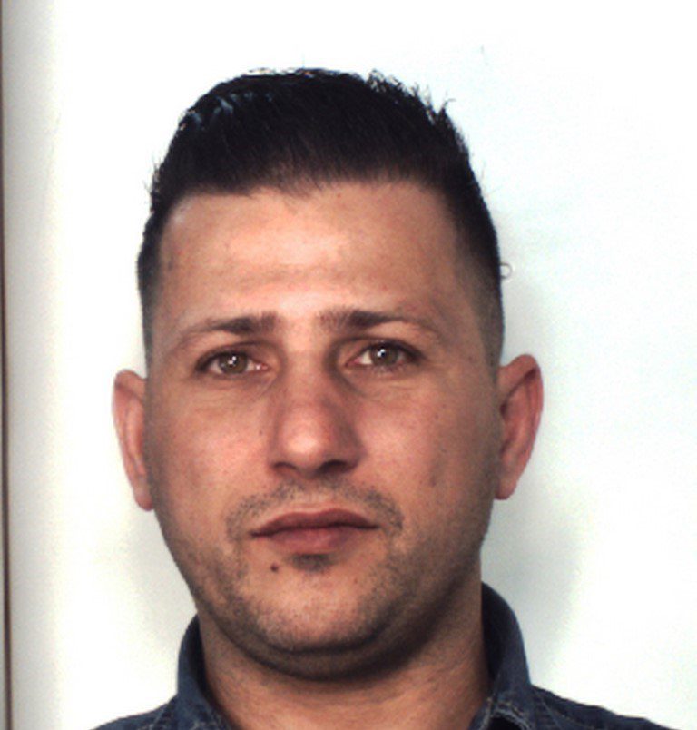 SGOMINATA BANDA DEDITA ALLO SPACCIO, 24 MISURE - NOMI E FOTO