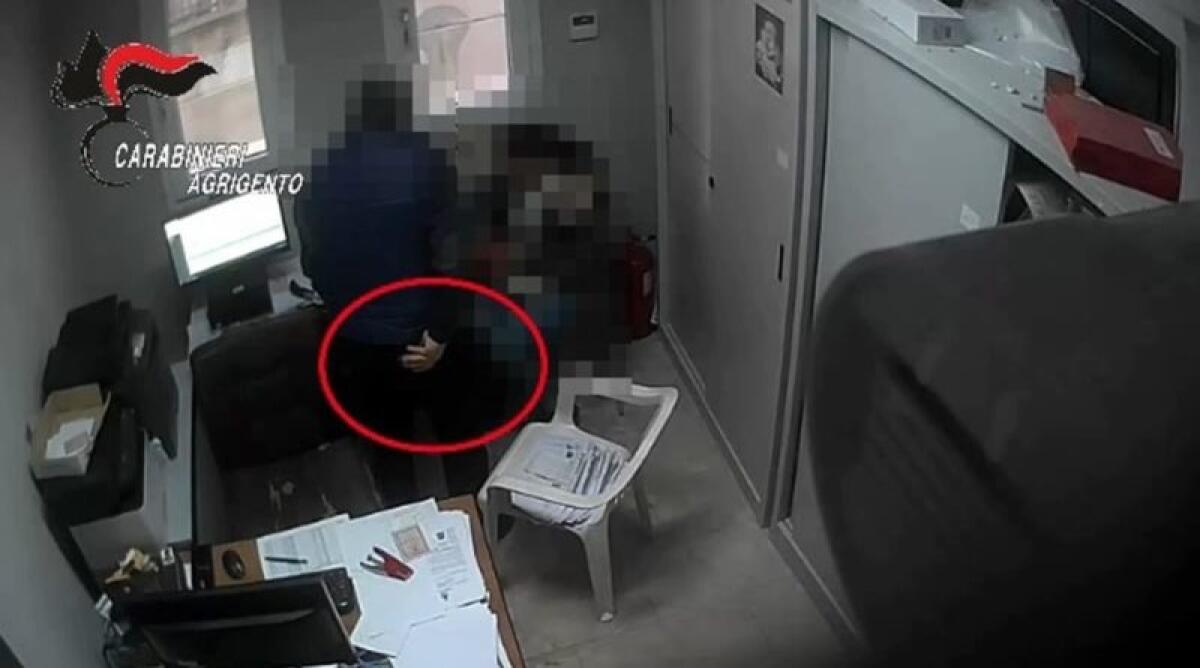 RAVANUSA, ARRESTATO DIPENDENTE COMUNALE CHE INTASCAVA I SOLDI PER LE CARTE D'IDENTITÀ ELETTRONICHE - 