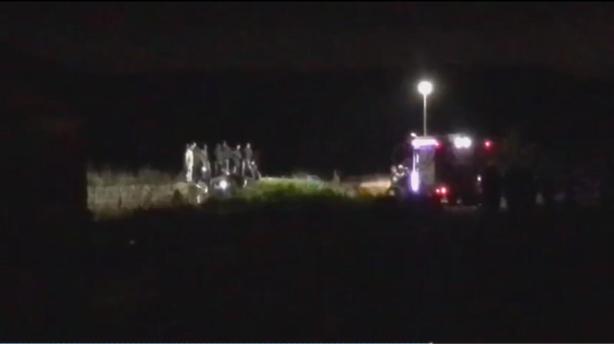 SPARATORIA IN AGRUMETO NELLA PIANA DI CATANIA: 2 MORTI, 1 FERITO - 