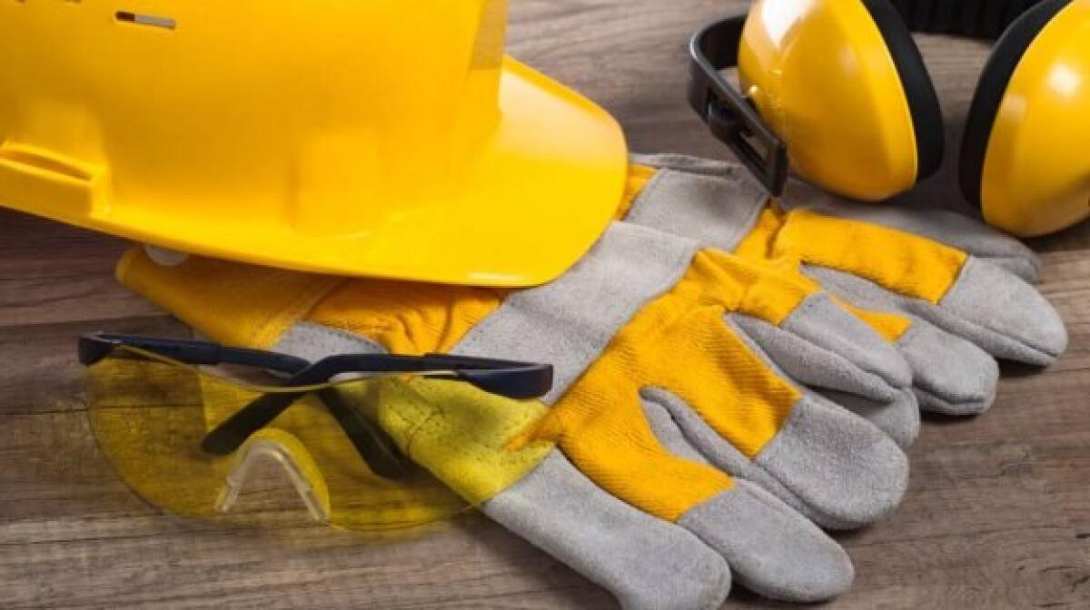 VITTORIA, OPERAIO 30ENNE MUORE FOLGORATO IN UN CANTIERE - 