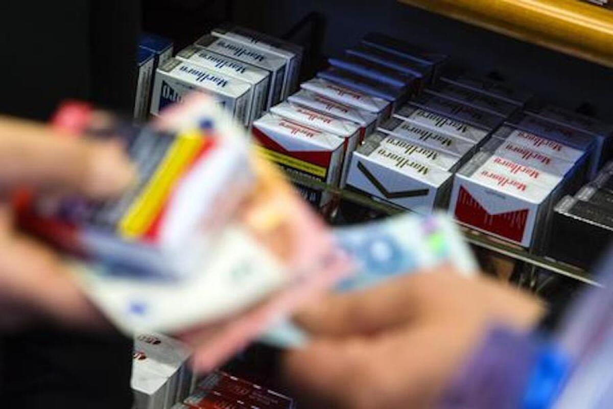 SIGARETTE, AUMENTO PREZZO: QUALI MARCHI COSTERANNO DI PIÙ - 