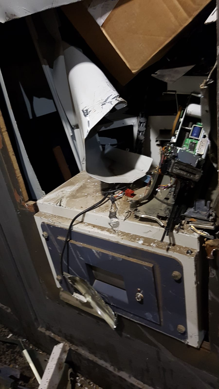 SANT'ALFIO: FALLITO ASSALTO AL BANCOMAT NELLA NOTTE