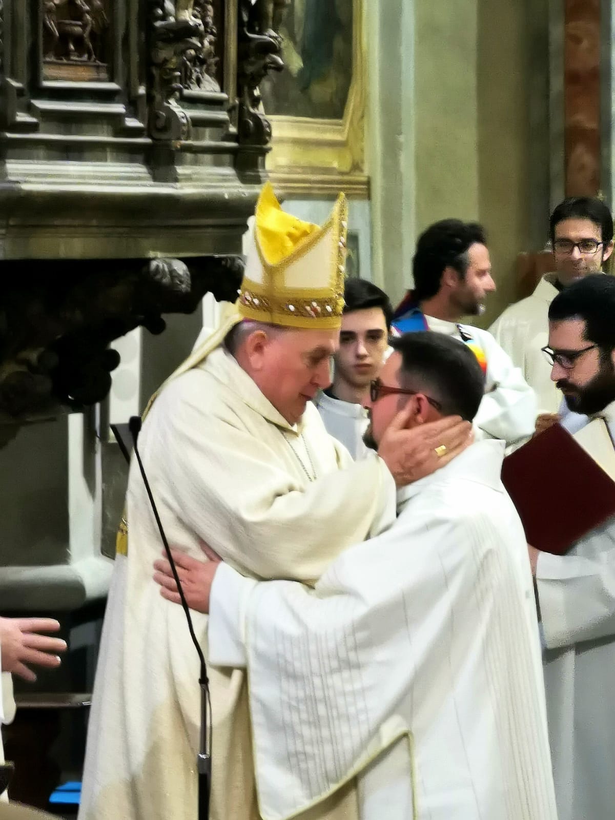 IL PATERNESE BONANNO ORDINATO SABATO DIACONO NELLA DIOCESI DI NOVARA