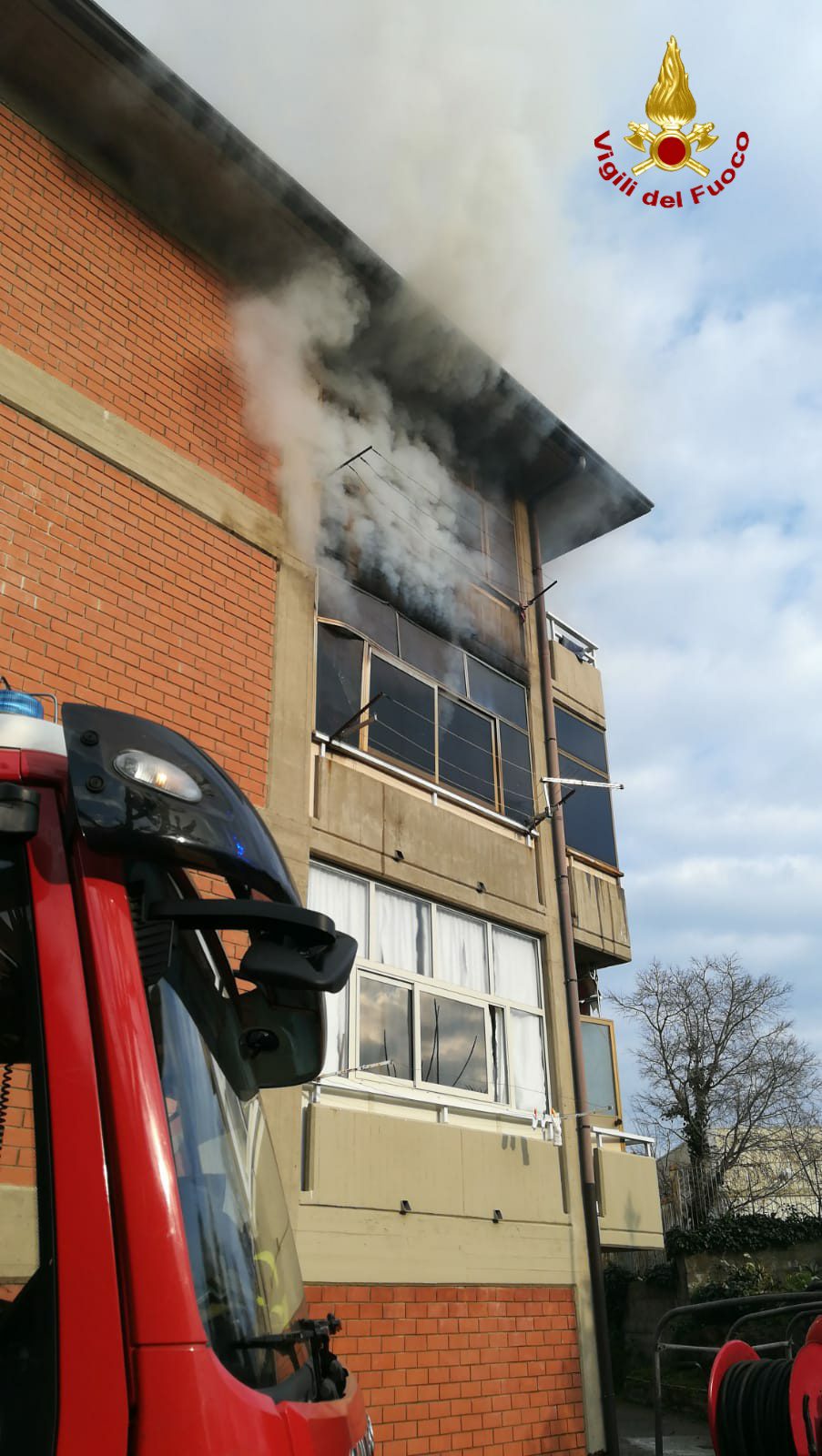 TRAGEDIA A S. G. LA PUNTA: 72ENNE MUORE CARBONIZZATA IN UN INCENDIO. GRAVE IL MARITO