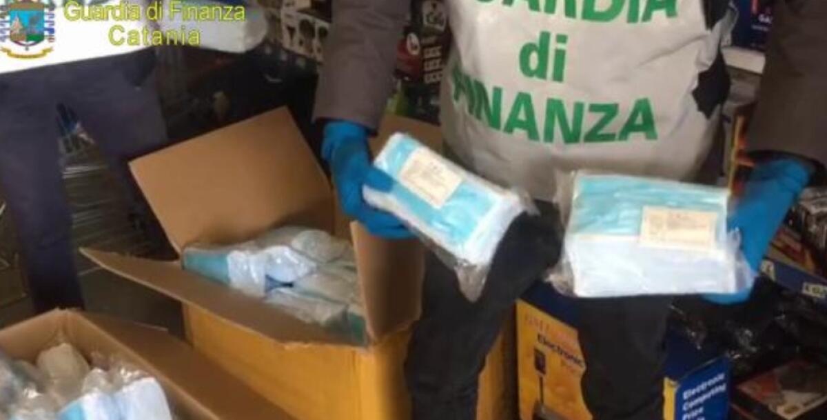 CORONAVIRUS, SEQUESTRATE 10 MILA MASCHERINA IRREGOLARI A MISTERBIANCO - 