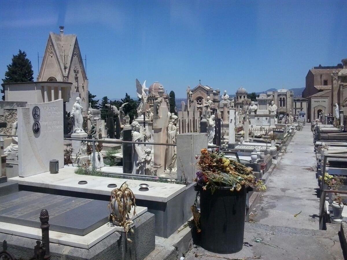 CORONAVIRUS: CHIUSI I CIMITERI, VILLA MONCADA, PARCO DEL SOLE E  CENTRO DI RACCOLTA DEI RIFIUTI FINO AL 03 APRILE - 