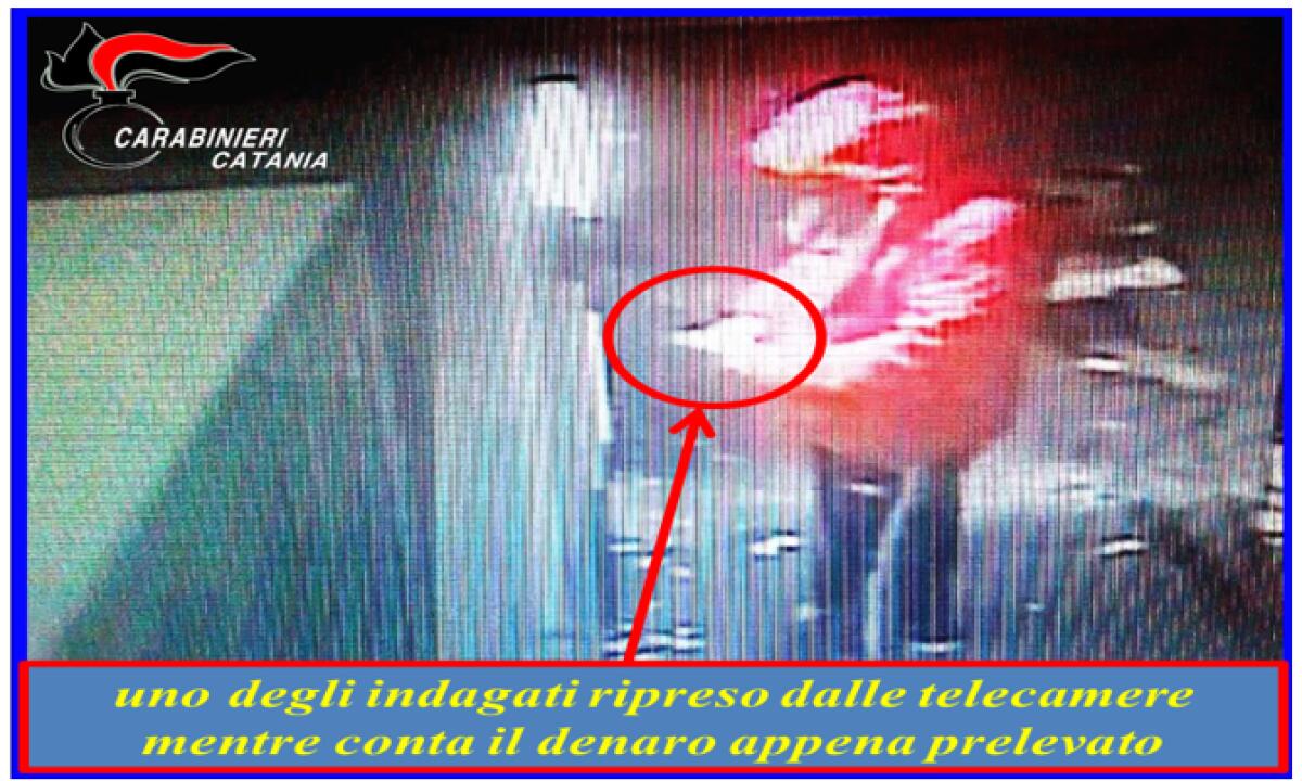 SAN PIETRO CLARENZA: RUBANO LA PENSIONE DEL NONNO COL SUO BANCOPOSTA - 