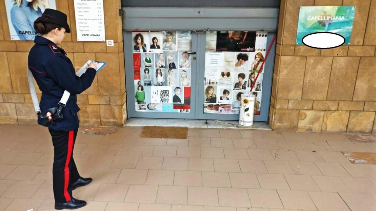 Barbiere aperto nonostante il divieto: sanzioni anche per il cliente - 