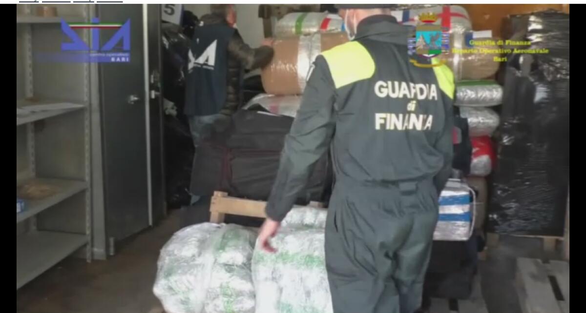 BARI : SEQUESTRATI CIRCA 900 KG DI DROGA PER UN VALORE DI 10 MILIONI DI EURO - 