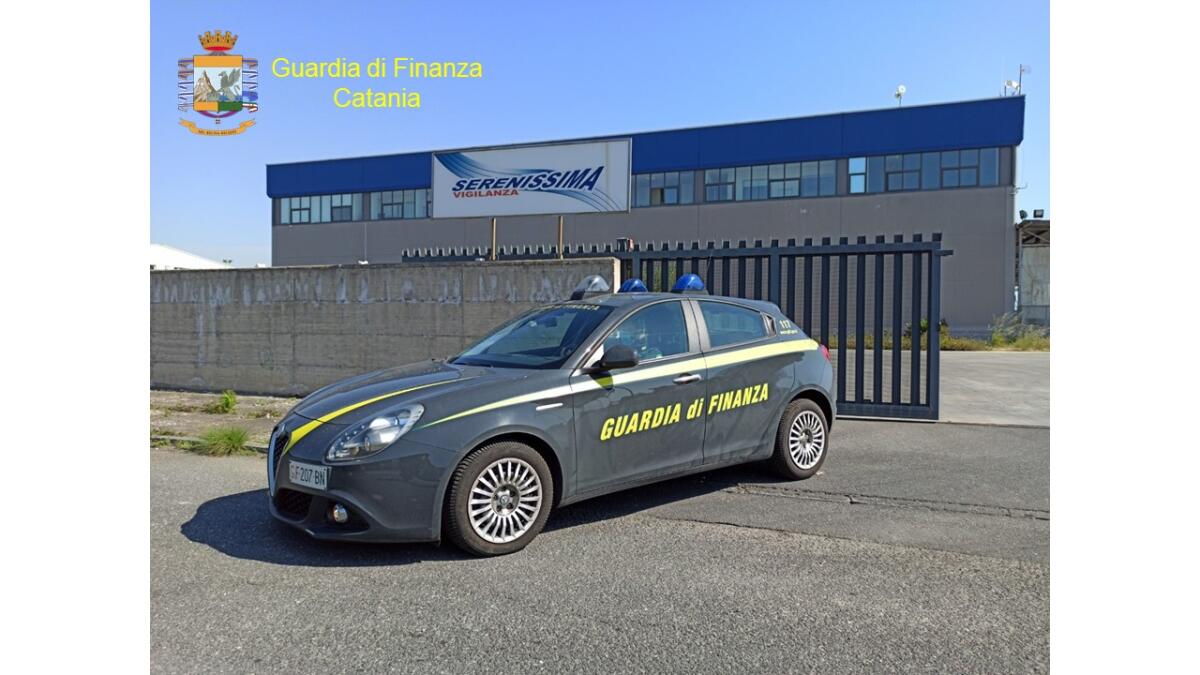 MAXI SEQUESTRO DI OLTRE 1 MILIONE DI EURO ALLA "SERENISSIMA VIGILANZA" - 