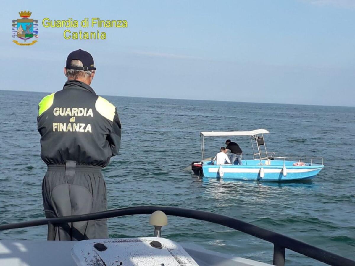 CATANIA: TROVATO A PESCARE UN SOGGETTO SOCIALMENTE PERICOLOSO SOTTOPOSTO A VIGILANZA SORVEGLIATA. - 