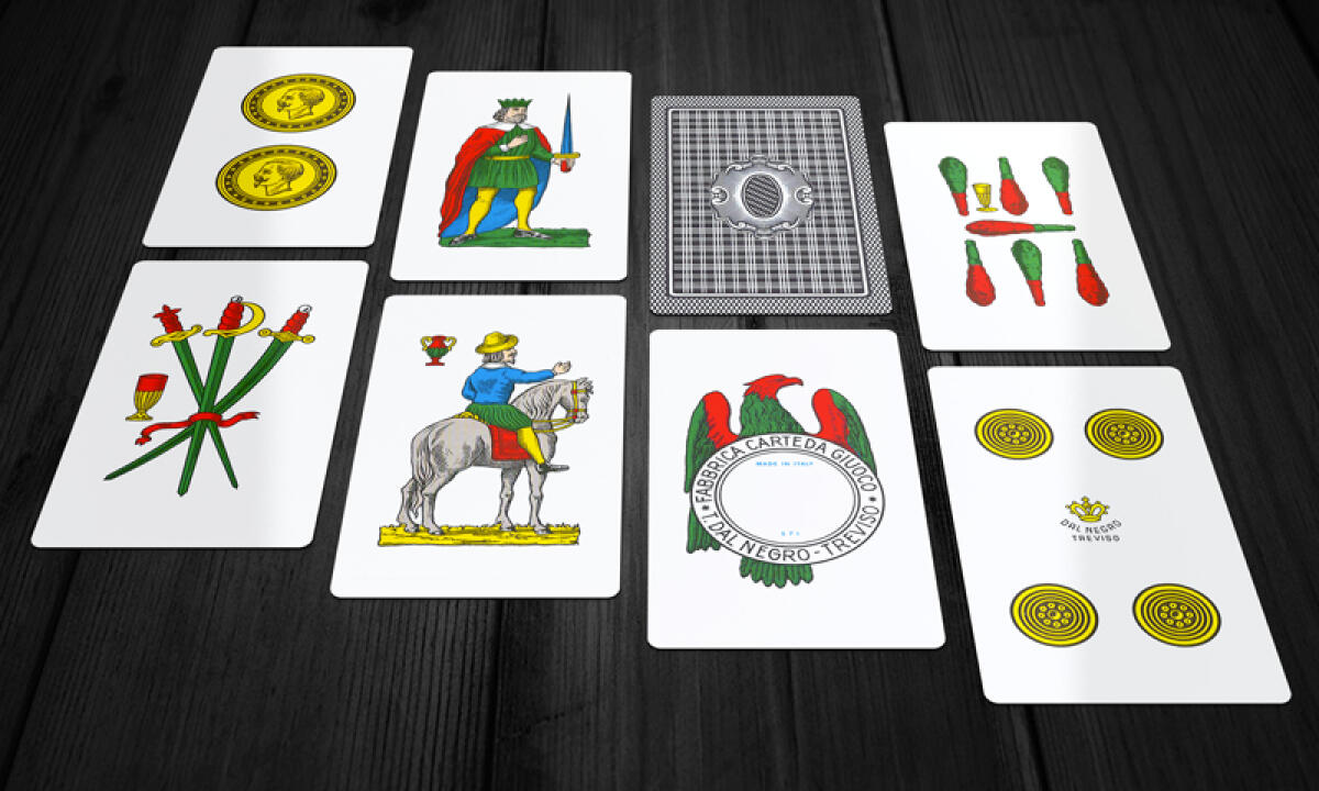 CORONAVIRUS: VIOLANO LA QUARANTENA PER GIOCARE A BRISCOLA, SEI PENSIONATI NEI GUAI NEL MILANESE - 