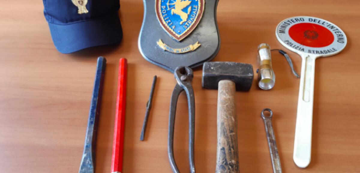 DA PATERNO' AD ACI CASTELLO PER SCASSINARE PARCHIMETRO, DENUNCIATI - 