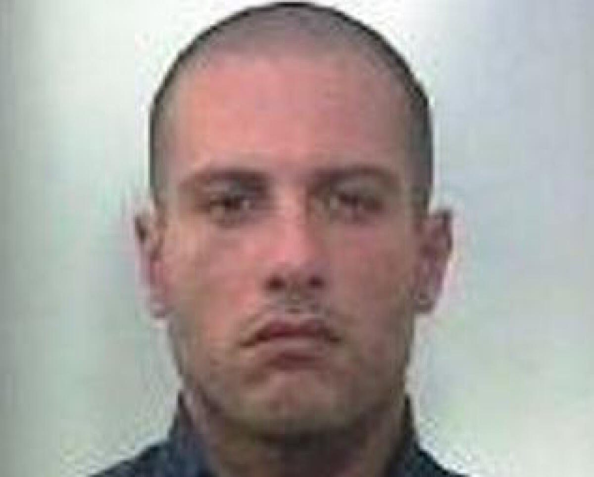 DOVEVA ESSERE AI DOMICILIARI A BELPASSO, LO TROVANO CON L'AUTO A CATANIA - 