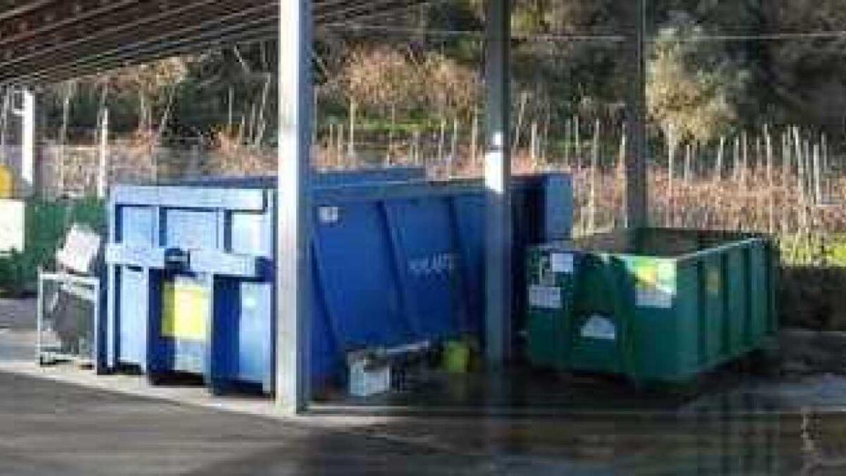 PATERNO': LUNEDI 18 MAGGIO RIAPRE L'ISOLA ECOLOGICA DI CONTRADA TRE FONTANE - 