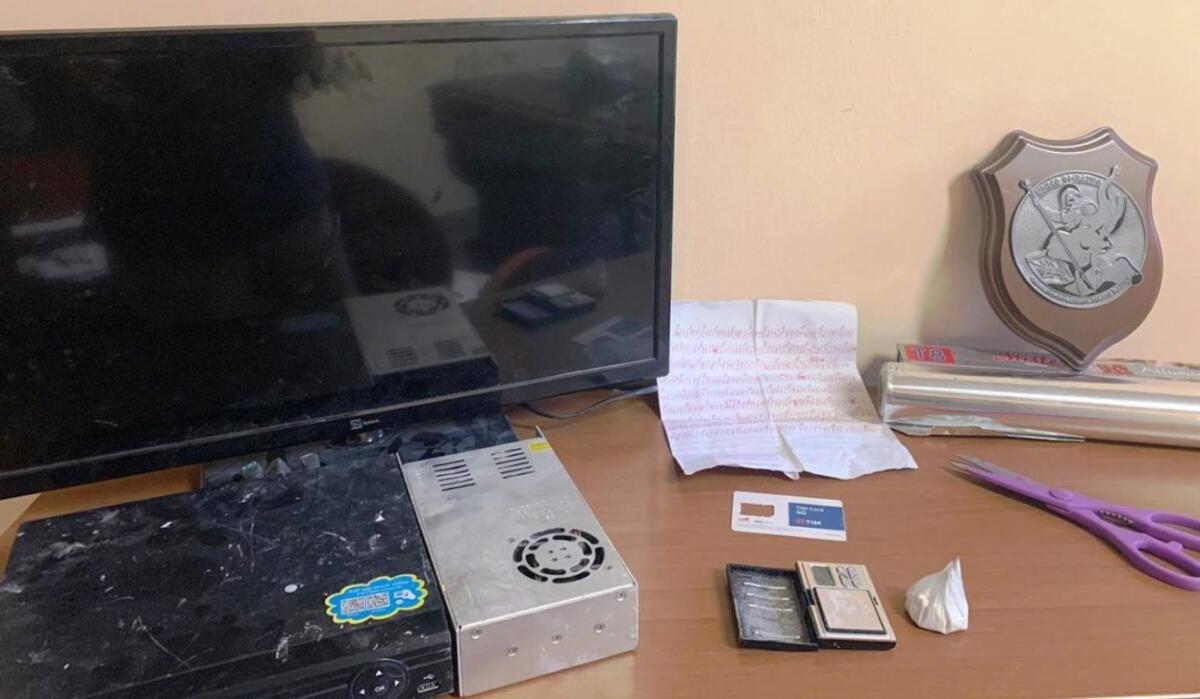 CATANIA. IL COVO CON I PITBULL E LA FUGA SUI TETTI: DUE ARRESTI PER DROGA - 