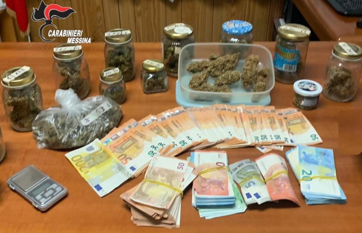 TAORMINA, BECCATO CON 400 GR. DI MARIJUANA E OLTRE 16.000 EURO IN CONTANTI - 