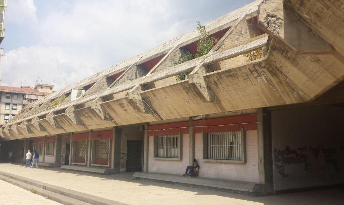 PATERNO': PROROGA CHIUSURA UFFICI COMUNALI AL PUBBLICO FINO AL 24 MAGGIO - 