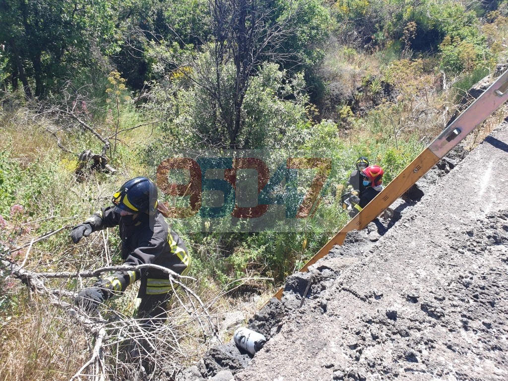 PATERNO': CICLISTA CADE IN UN DIRUPO, 57ENNE IN CODICE ROSSO AL CANNIZZARO