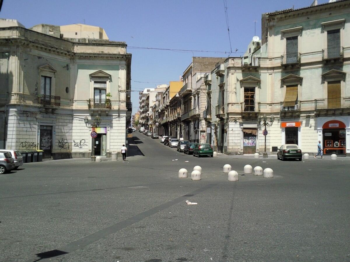 LA PROPOSTA DI “L’ALTERNATIVA PER PATERNO’”: UNA STATUA DI GIOVAN BATTISTA NICOLOSI AL CENTRO DEI QUATTRO CANTI - 