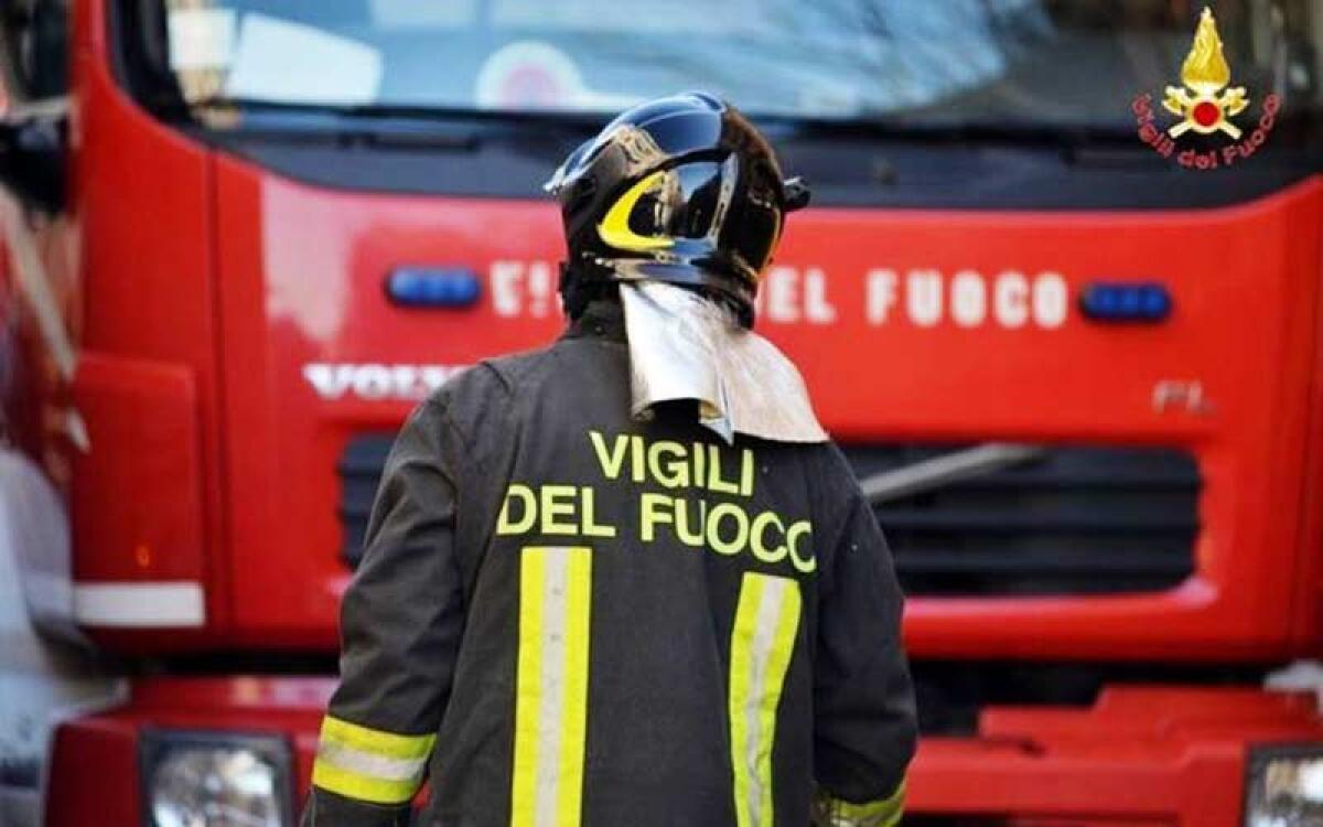 USB VIGILI DEL FUOCO SICILIA: "IL DISTACCAMENTO DI PALAGONIA POTREBBE RITARDARE ANCORA L'APERTURA" - 