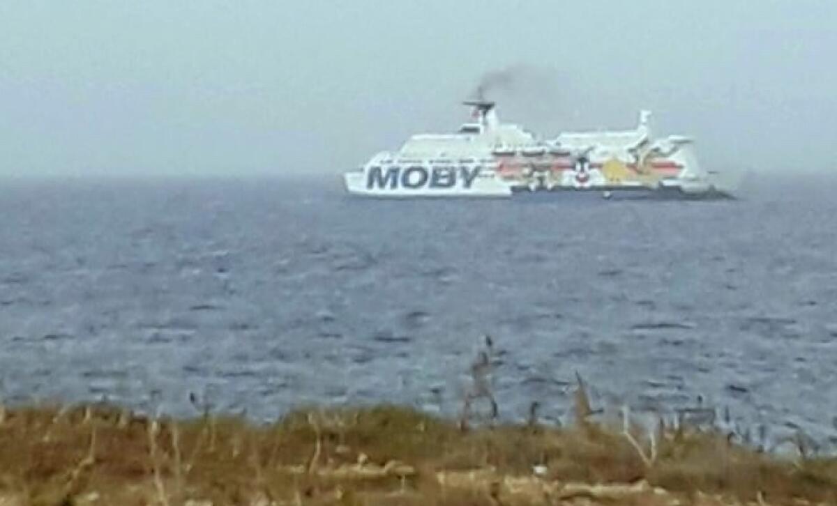 28 MIGRANTI POSITIVI AL CORONAVIRUS SULLA MOBY ZAZÀ A PORTO EMPEDOCLE - 