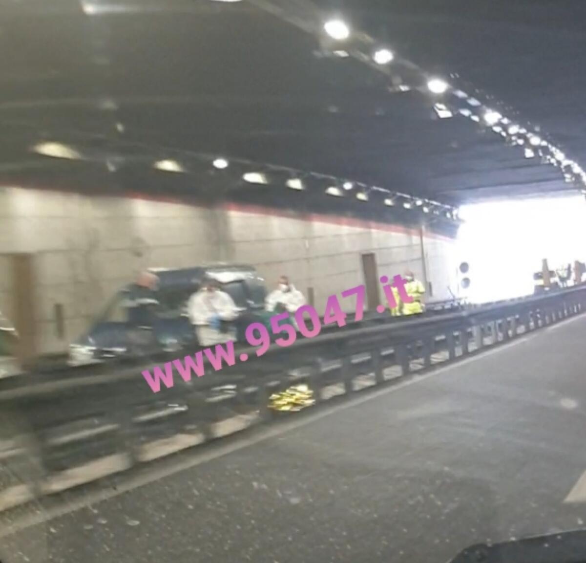 CATANIA: INCIDENTE MORTALE IN VIALE MEDITERRANEO - 