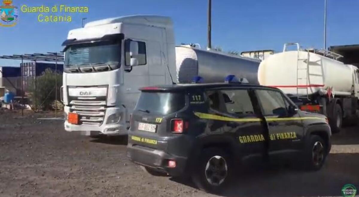 FRODI FISCALI, SEQUESTRATI BENI PER 4,5 MILIONI A UN IMPRENDITORE DI CATANIA - 