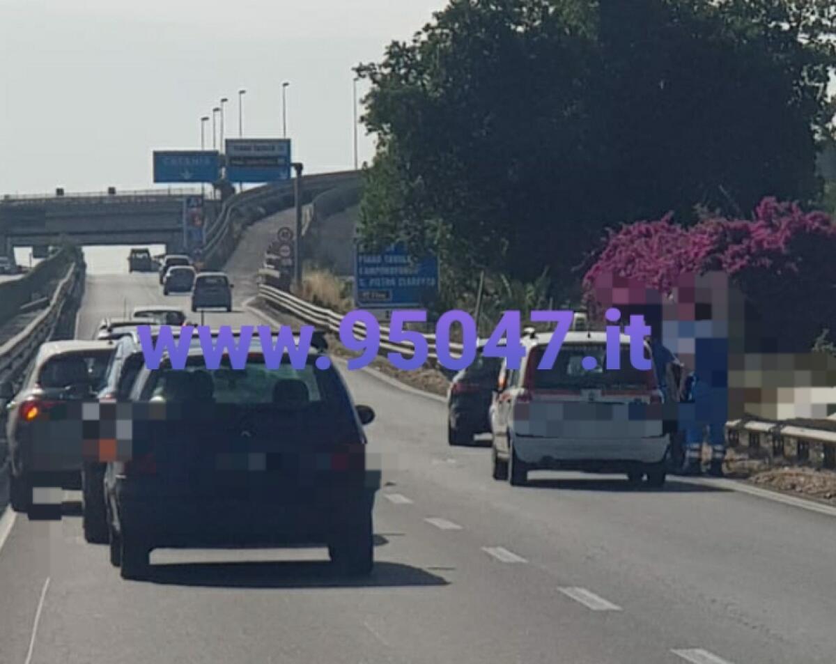 TAMPONAMENTO SULLA SS121, RALLENTAMENTI IN DIREZIONE CATANIA - 