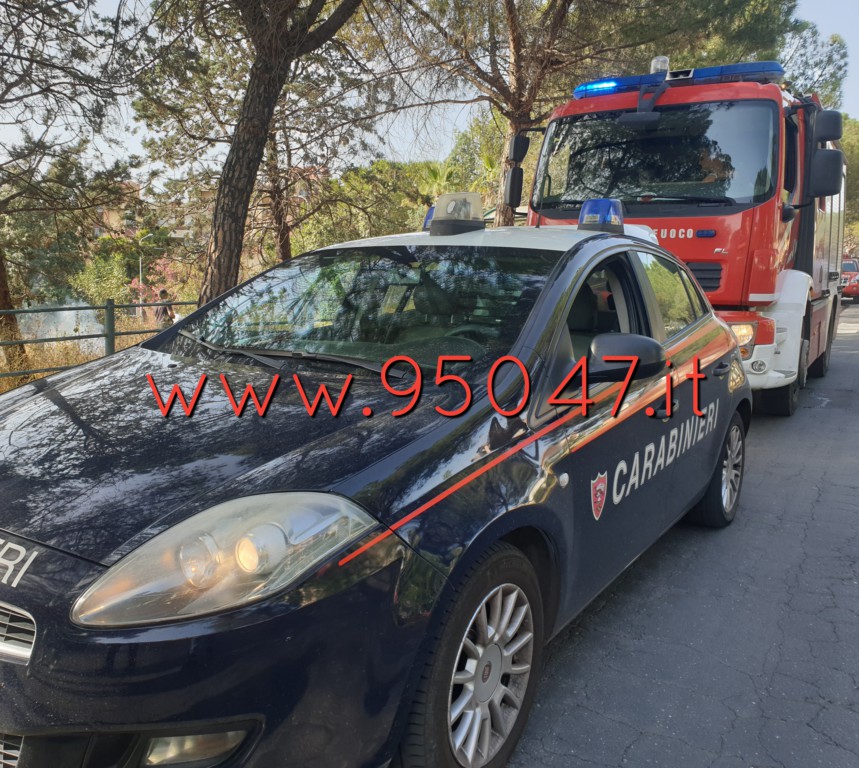 INCENDIO DI STERPAGLIE AL CORSO DEL POPOLO