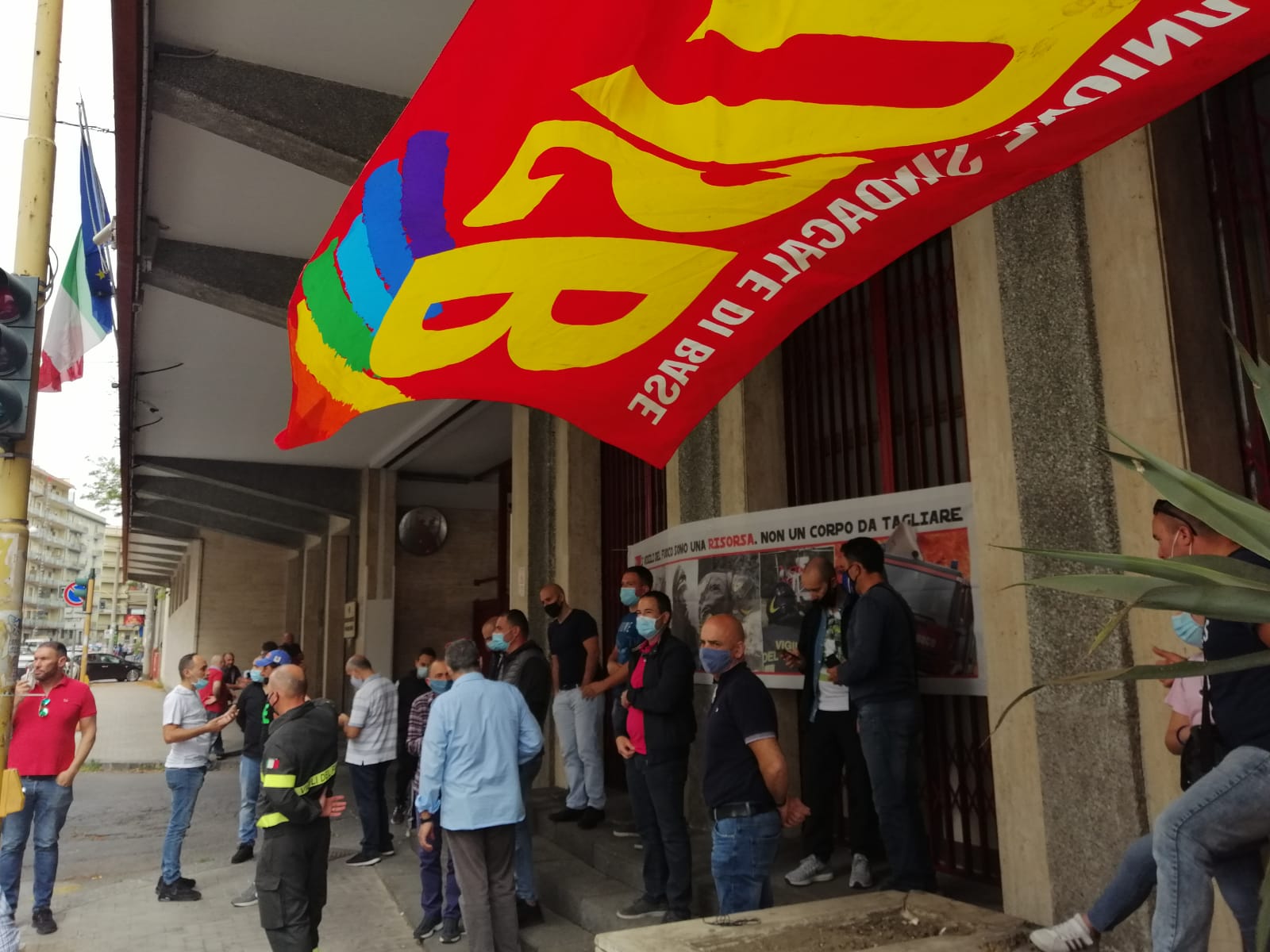 CATANIA, SCIOPERO USB VIGILI DEL FUOCO: FORTE ADESIONE DAVANTI SEDE PROVINCIALE