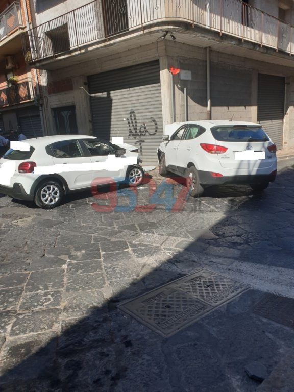 INCIDENTE STRADALE A MISTERBIANCO, TRE FERITI