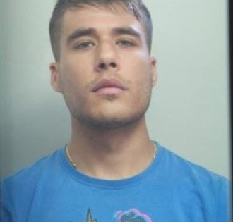 PRESO LADRO DI AUTO MENTRE TENTA DI RUBARE IN VIALE KENNEDY