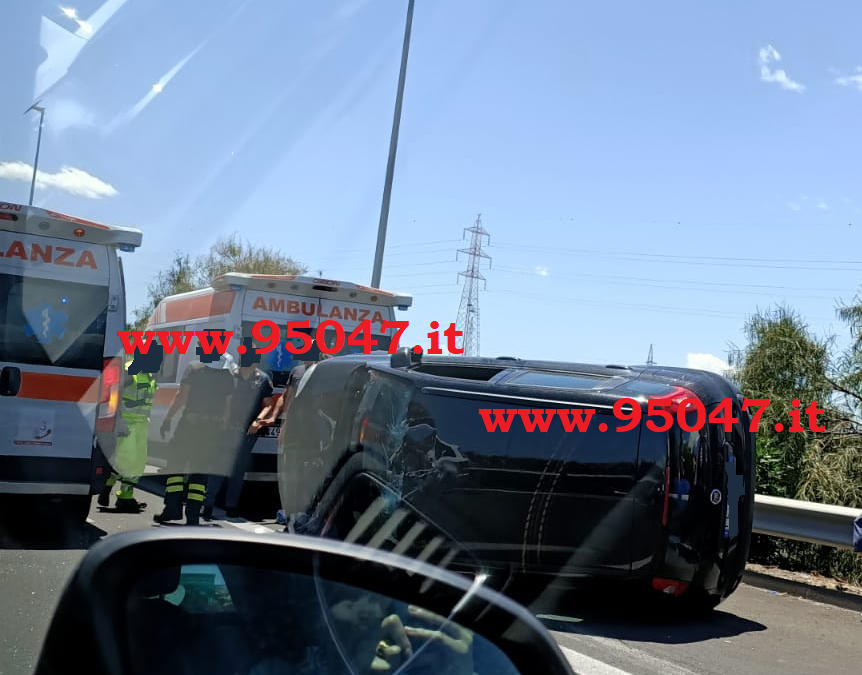 INCIDENTE SULLA TANGENZIALE DI CATANIA: COINVOLTE 4 AUTO, LUNGHISSIME CODE IN DIREZIONE MISTERBIANCO