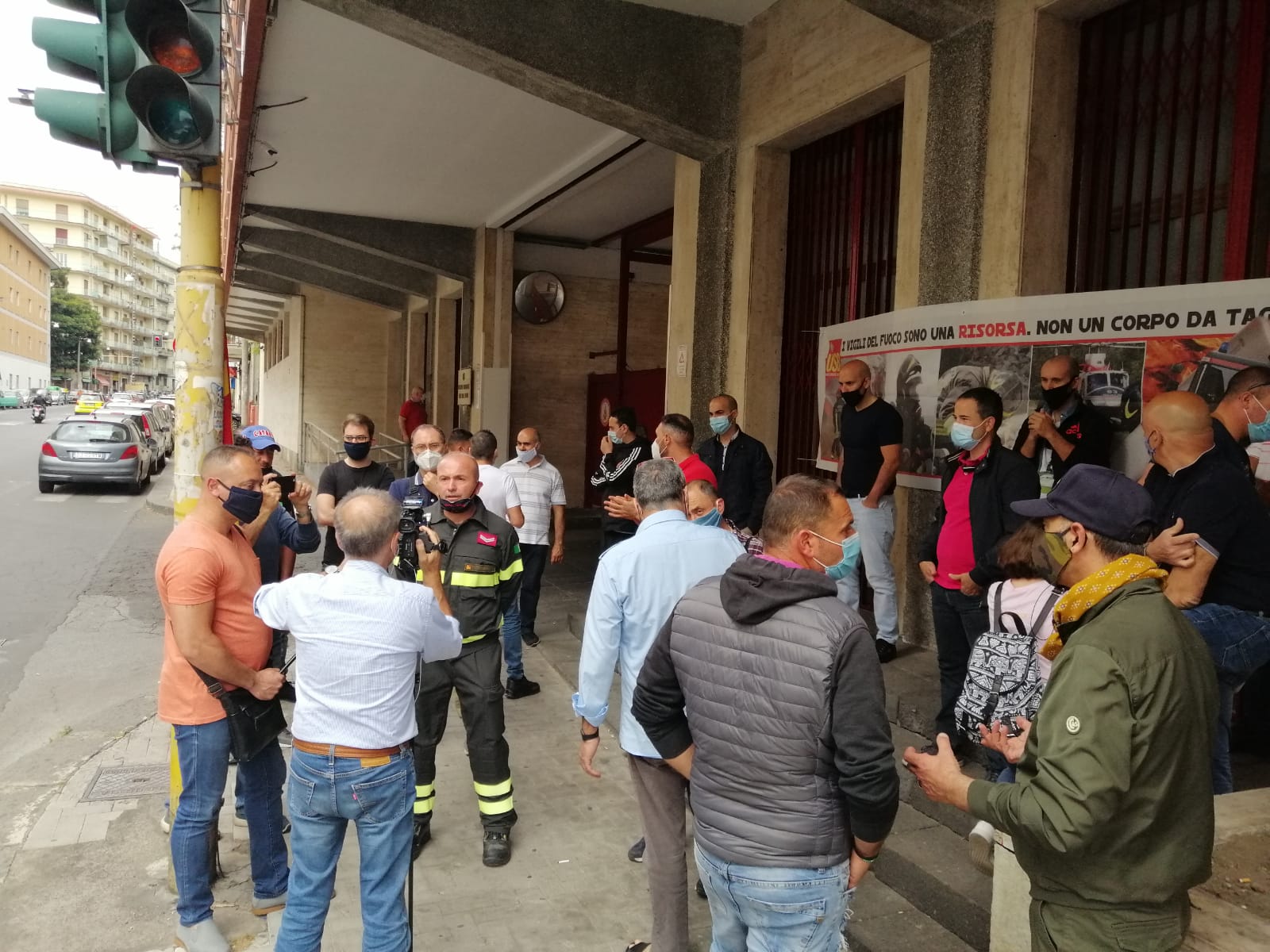 CATANIA, SCIOPERO USB VIGILI DEL FUOCO: FORTE ADESIONE DAVANTI SEDE PROVINCIALE