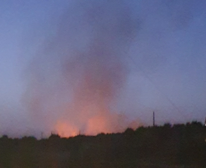 VASTO INCENDIO DI STERPAGLIE IN CONTRADA TRAPPETAZZO