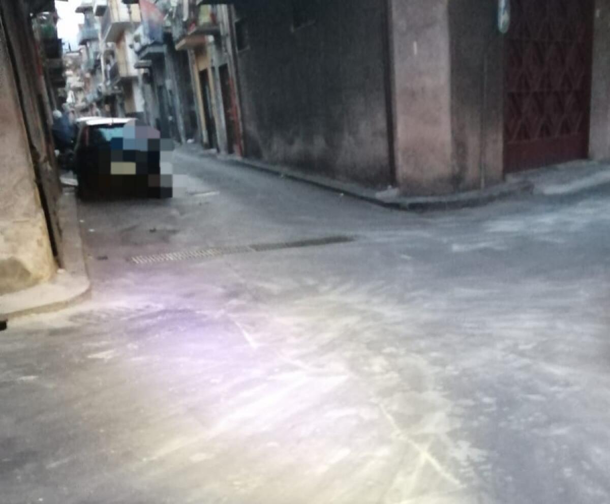 INCIDENTE NELLA NOTTE IN VIA CARSO, FERITI - 