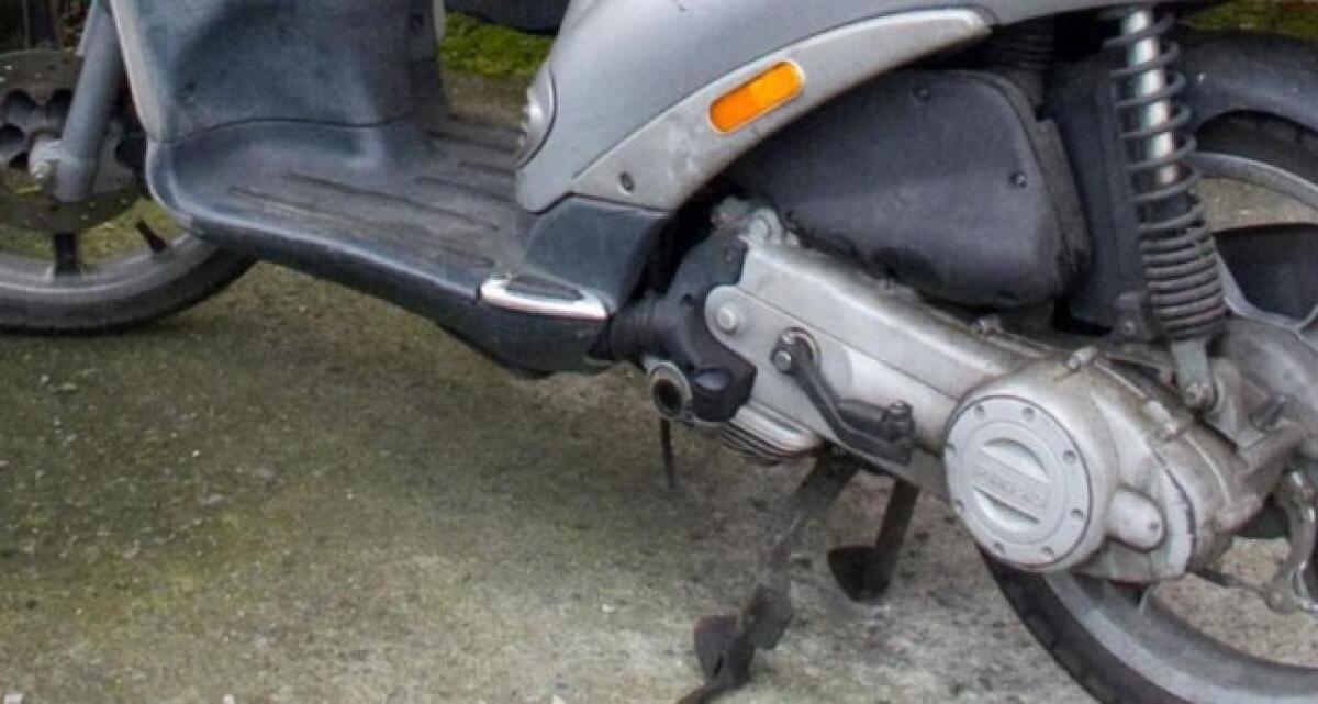 30 ENNE FERMATO A BORDO DI UN MOTOCICLO RUBATO NEL 2015 A RAGALNA, DENUNCIATO - 