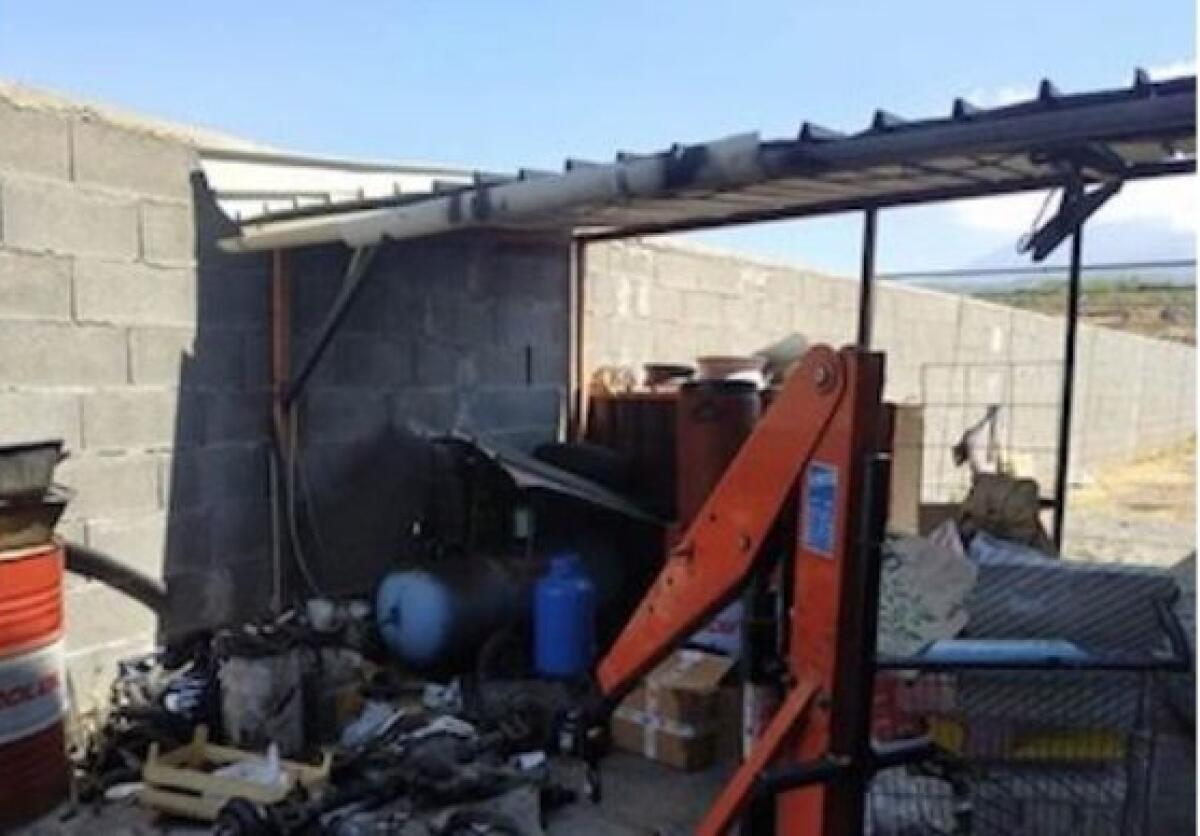 ADRANO: CHIUSA UN’OFFICINA ABUSIVA E SEQUESTRATA ANCHE L’AUTOVETTURA TROVATA IN RIPARAZIONE - 