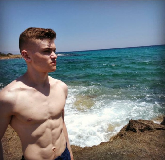 GIUSEPPE LAUDANI LICEO DELLE SCIENZE UMANE “F. DE SANCTIS” – 5AP