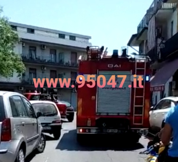 PRINCIPIO DI INCENDIO IN UN PANIFICIO A PATERNÒ
