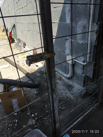 ADRANO: CHIUSA UN’OFFICINA ABUSIVA E SEQUESTRATA ANCHE L’AUTOVETTURA TROVATA IN RIPARAZIONE