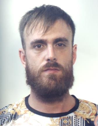 CATANIA: EVADE DAI DOMICILIARI PER STARE CON LA FIDANZATA