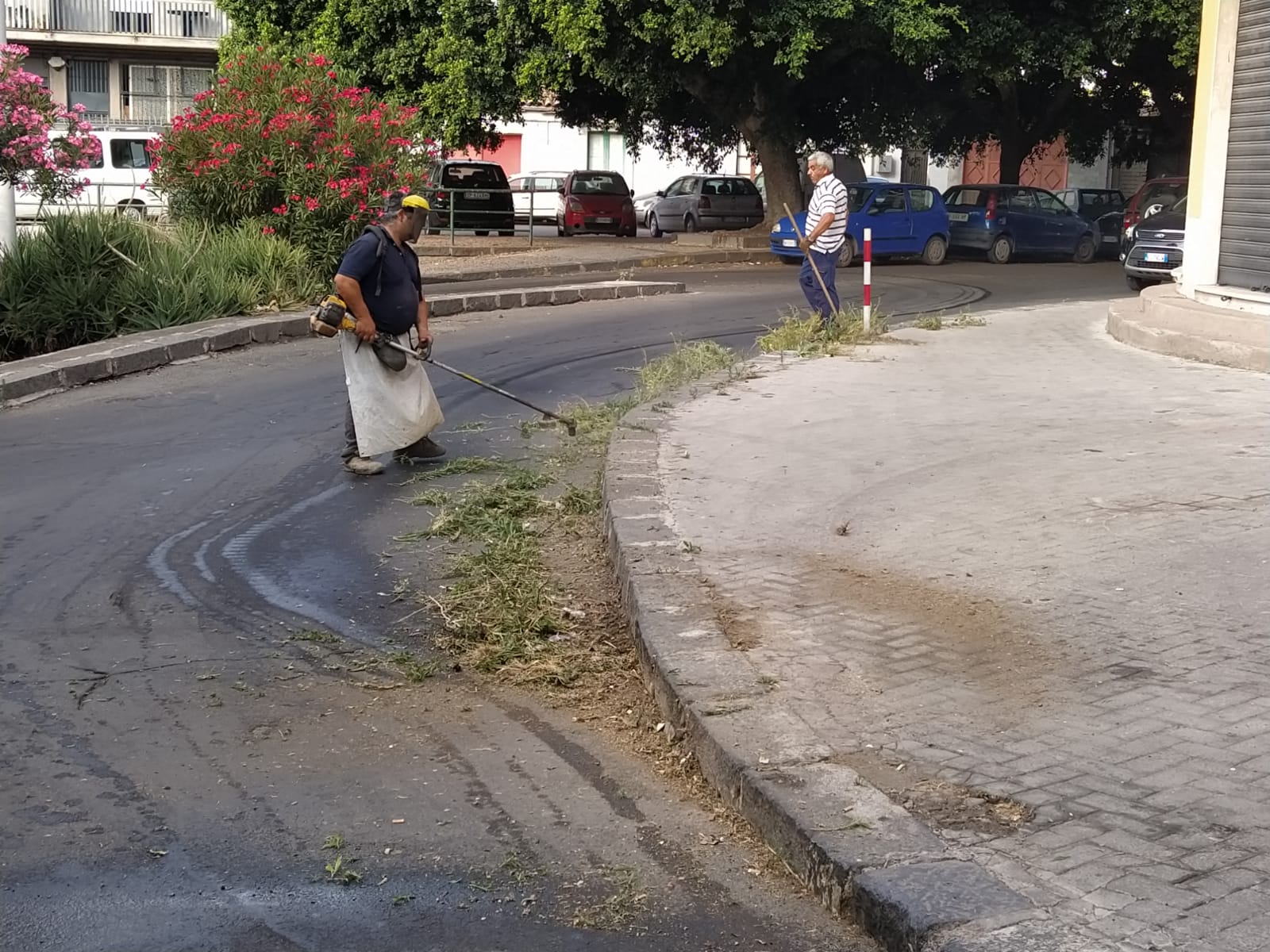 PATERNO’. PULIZIA STRADE, DIVIETI IGNORATI: VENTI MULTE E QUATTRO RIMOZIONI